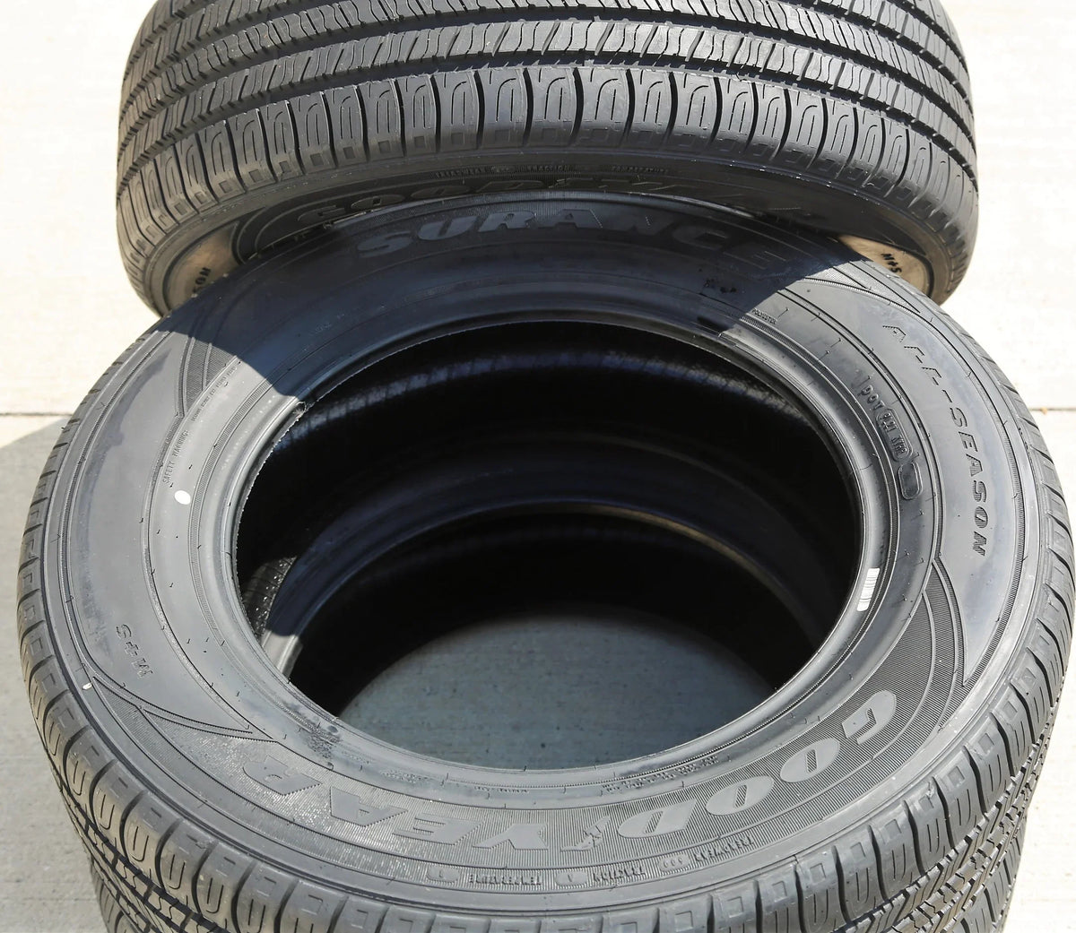 Set of 4 (FOUR) Goodyear Assurance All - Season 205/65R16 95H A/S Tires