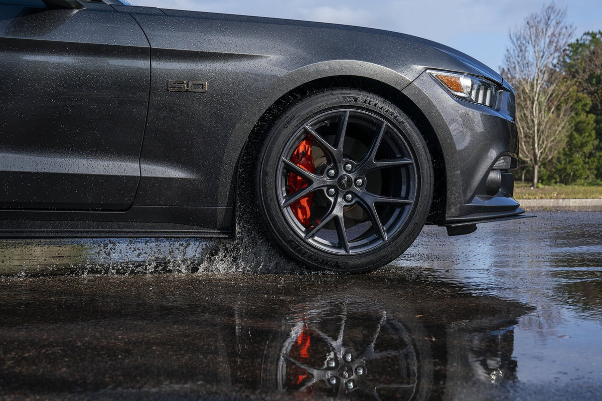 Michelin Pilot Sport All Season 4 215/55ZR17 98Y XL Tire