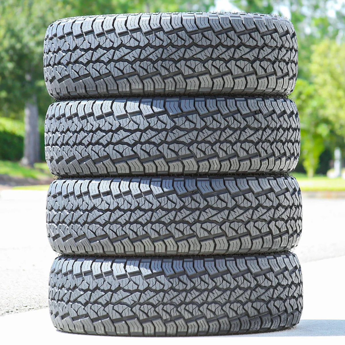 Aplus Shredder AT 235/70R16 106T a/T All-Terrain Tire