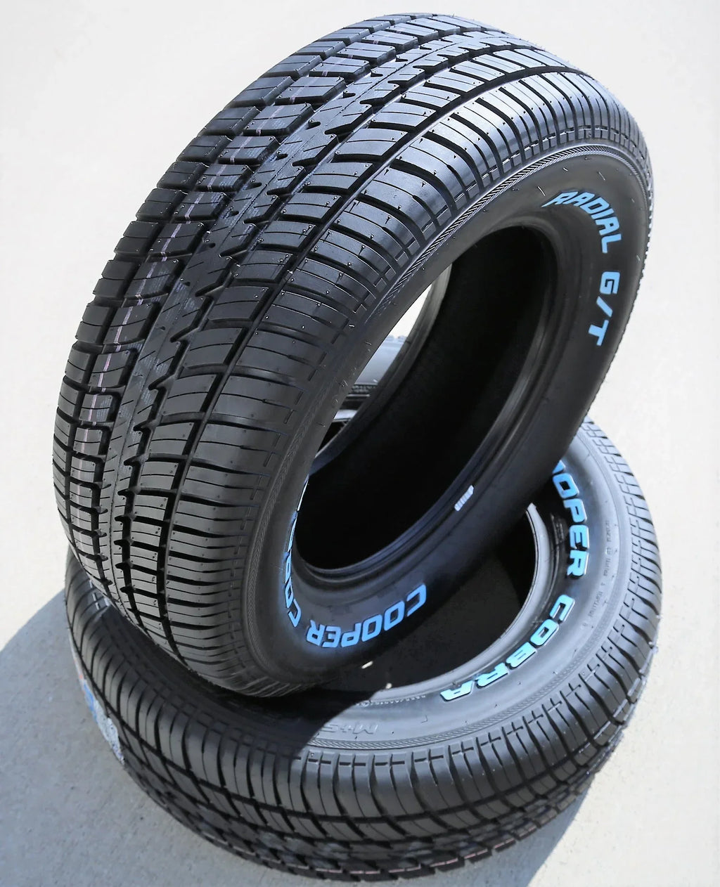 Cooper Cobra Radial G/T All-Season P275/60R15 107T Passenger Tire